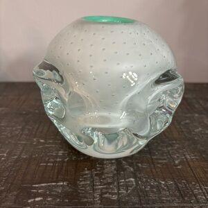 VINTAGE Art Glass WHITE CONTROLLED BUBBLES GREEN CASED MID CENTURY MODERN VASE